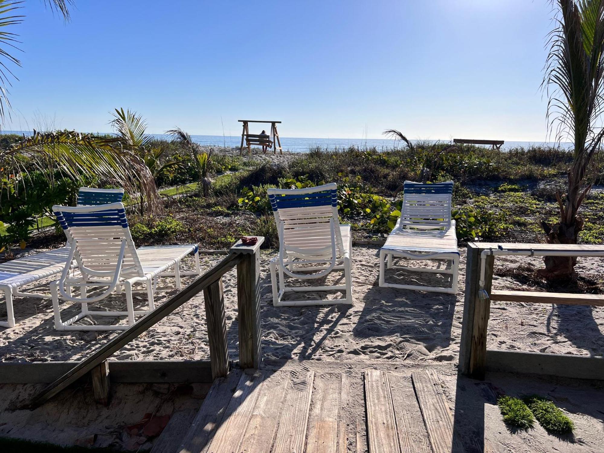 Anthony'S On The Beach Cocoa Beach Εξωτερικό φωτογραφία